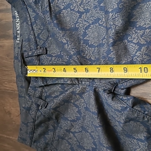 ***SOLD*** Women's Blank NYC Printed Spray On Skinny Jeans. - Picture 7 of 8